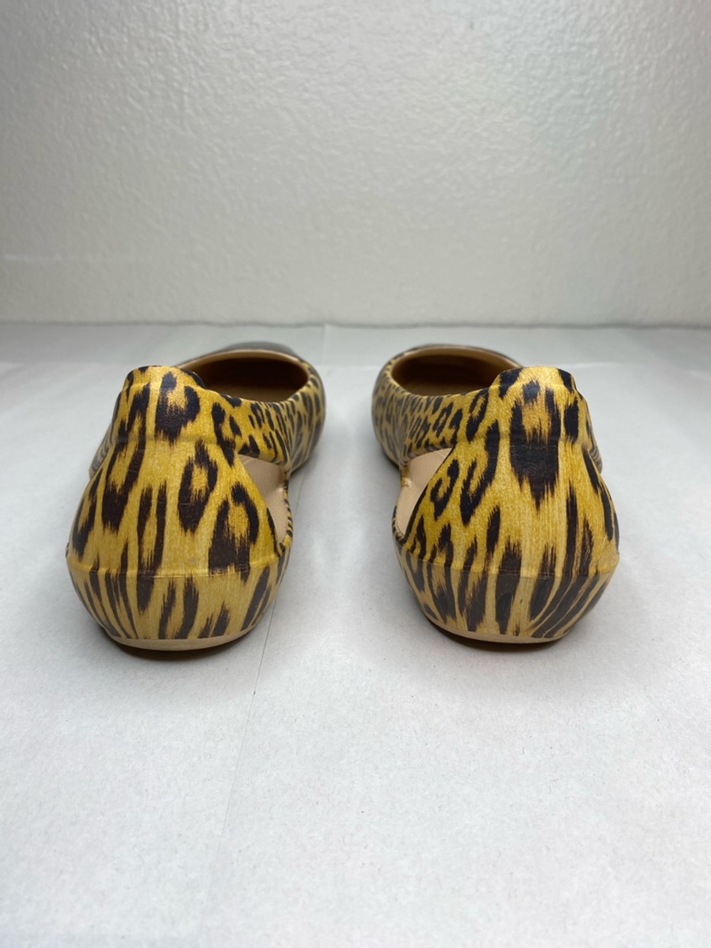 Crocs Sienna Ballet Flats Leopard Print Size 9 - Picture 3 of 8